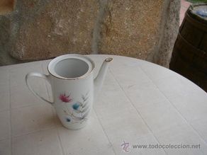Antigüedades: Jarra tetera Porcelamit V (corona real) Vigo. Ribelete en oro. años 60-70 18 cms.